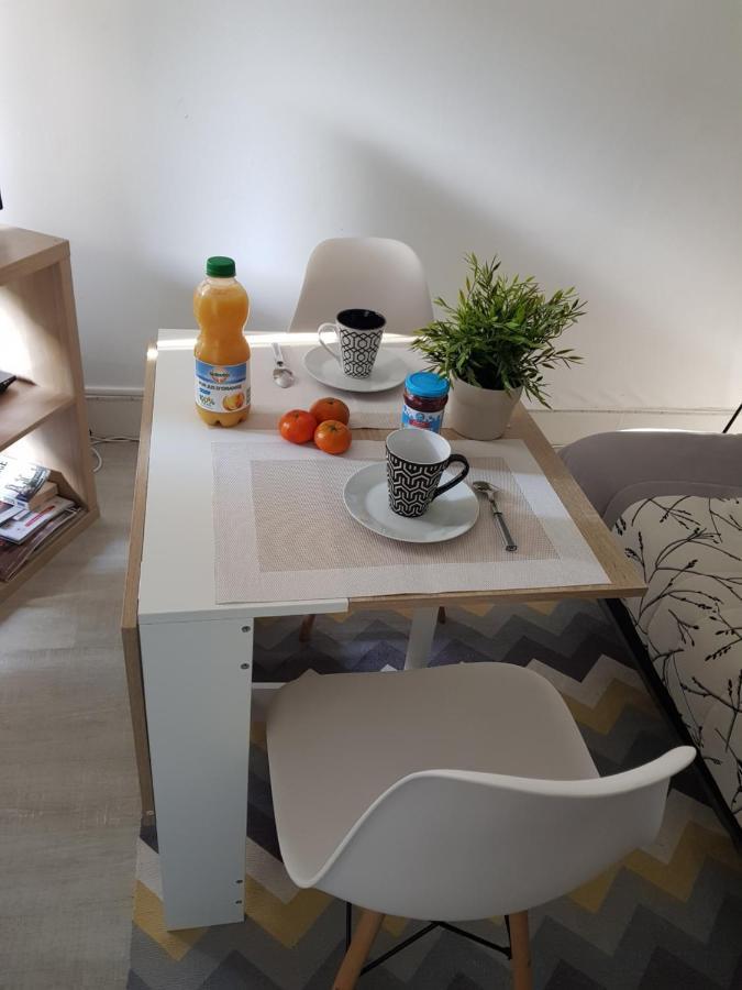 Corail Studio - 2Min Plage Centre Ville - Clim - Wifi - Parking Prive - Ideal Famille - La Grande Motte מראה חיצוני תמונה